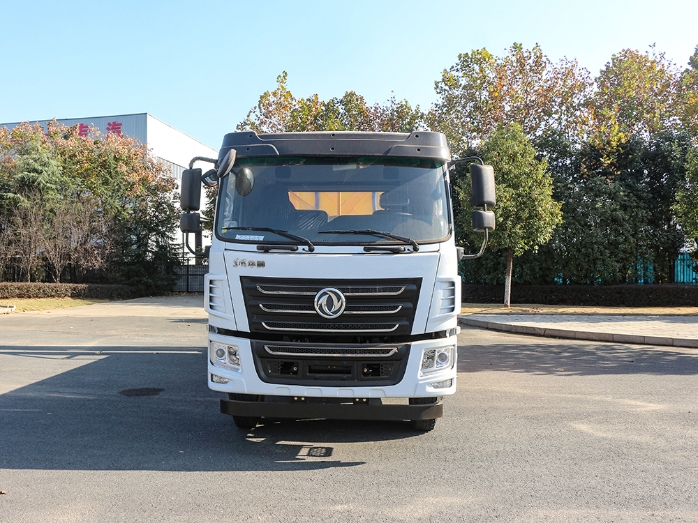 CLT5121TFZEQ6型防撞緩沖車