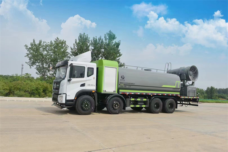 東風前四后八輪大型霧炮車