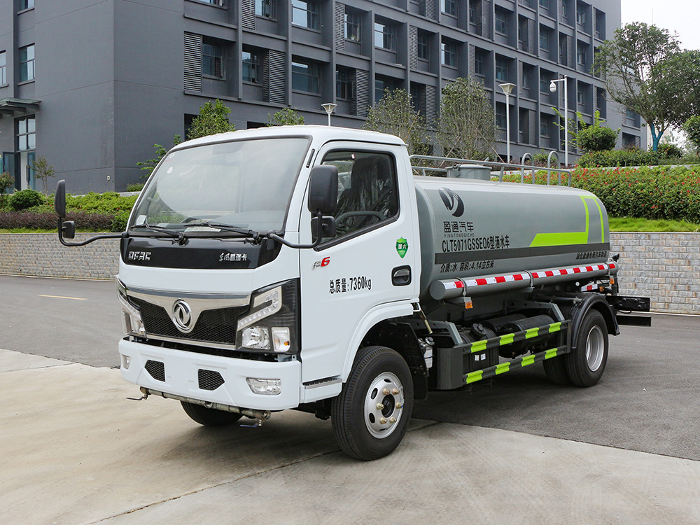 東風(fēng)福瑞卡 5 方灑水車(chē)