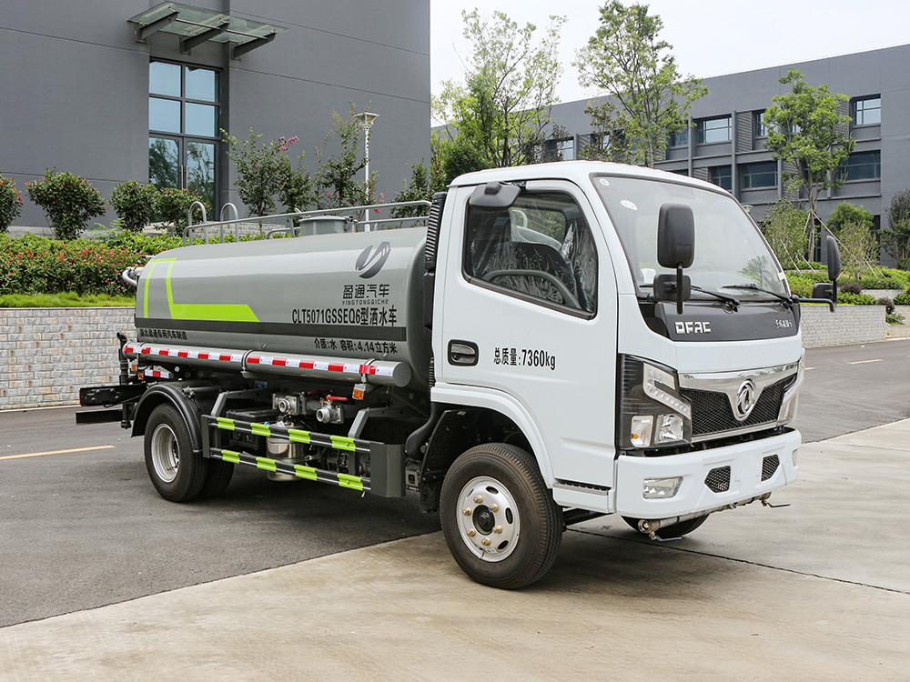 東風(fēng)福瑞卡 5 方灑水車(chē)