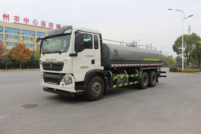 18-25噸灑水車